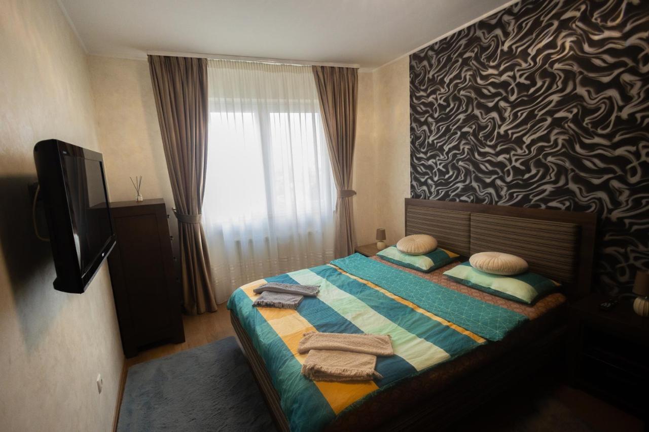 Luceafarul Property Oradea Exterior photo